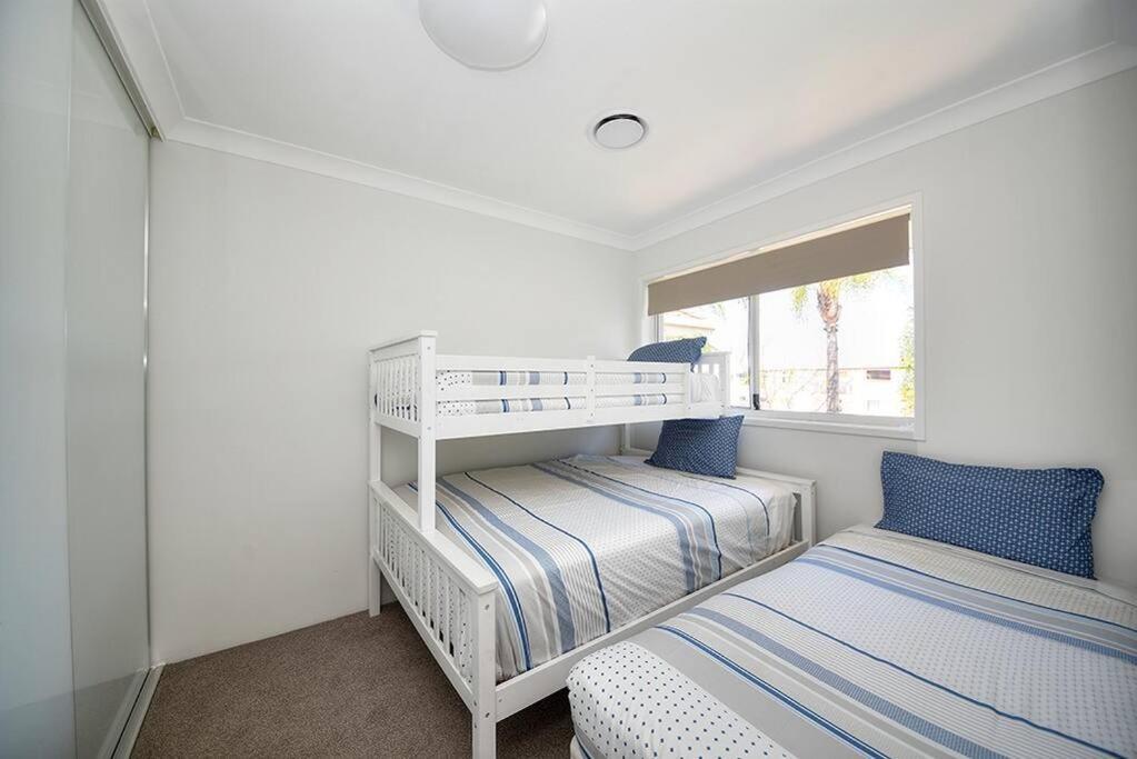 Apartment Beautiful 2 Bed Retreat 2 Min Walk To Tramline